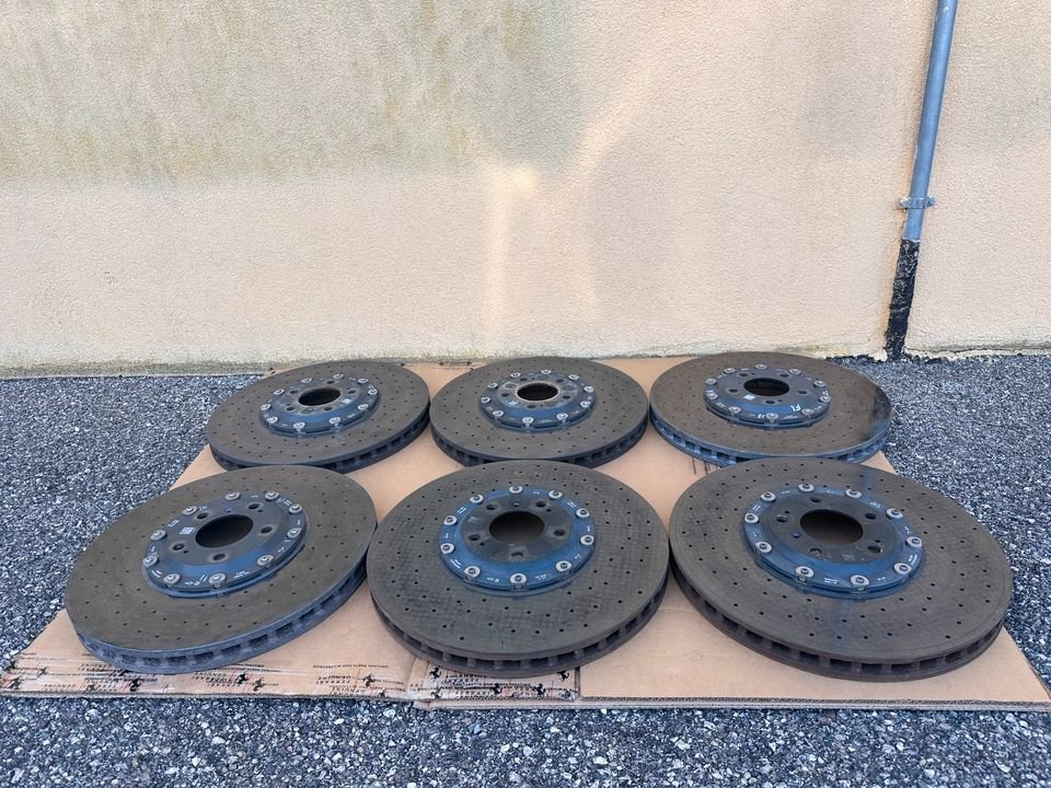 Lamborghini Urus Ceramic Brake Discs - Image 5