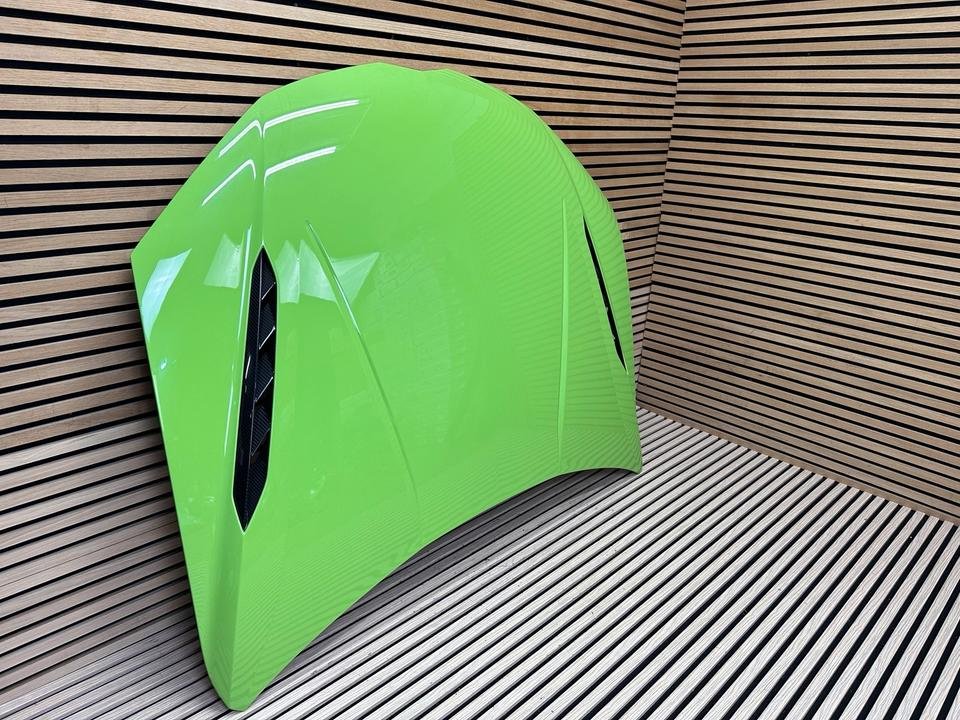 Lamborghini Urus Performance Carbon Hood