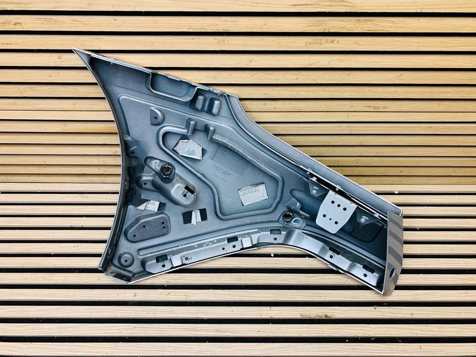 Aston Martin DB11 right rear side panel - Image 3