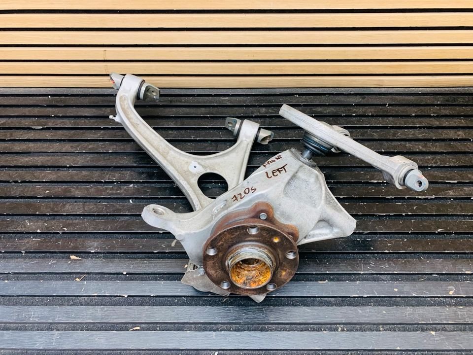 McLaren 720S front left suspension components