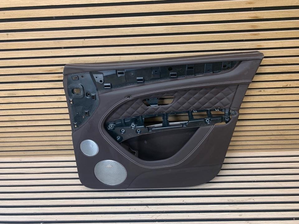 Bentley Bentayga Front Right Door Panel