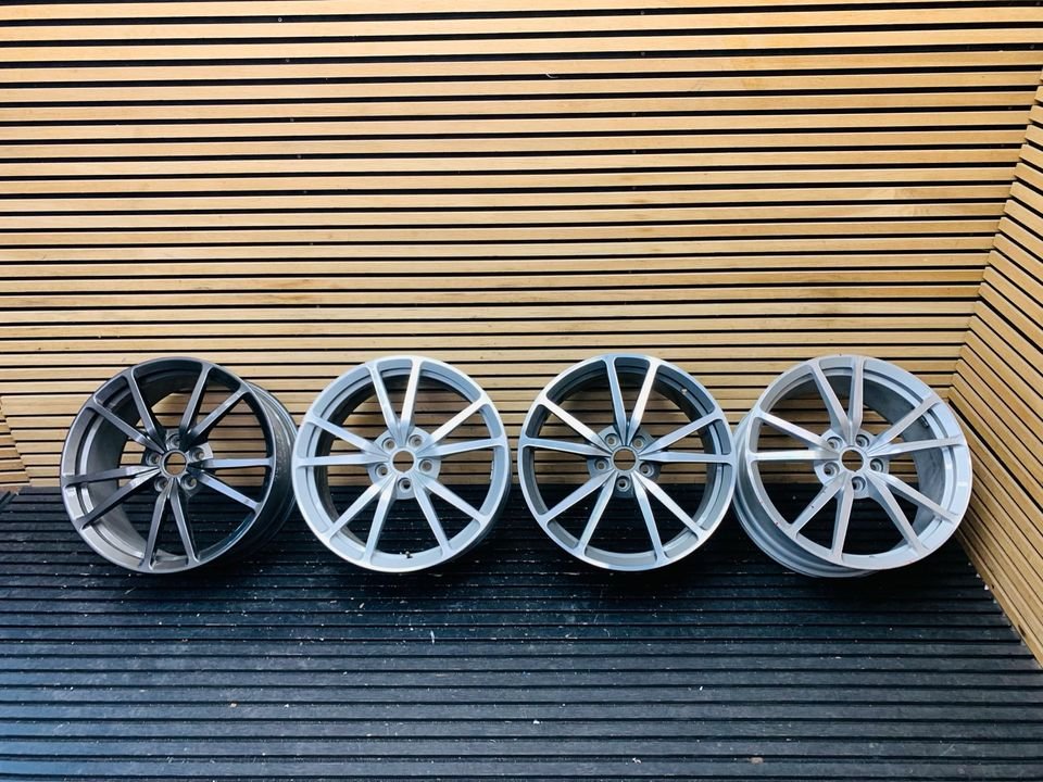 Aston Martin Vantage Front Alloy Wheel - Image 3