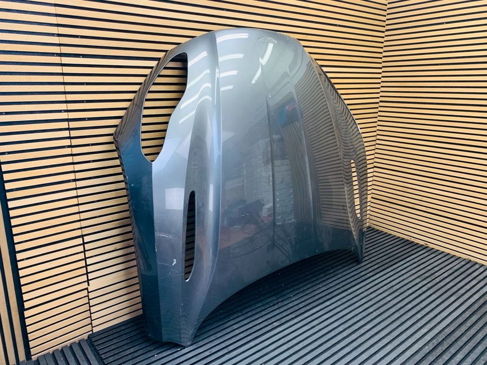 Aston Martin DB11 Hood