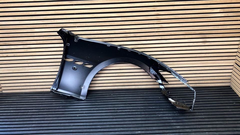 Maserati GranTurismo Left Front Fender - Image 4
