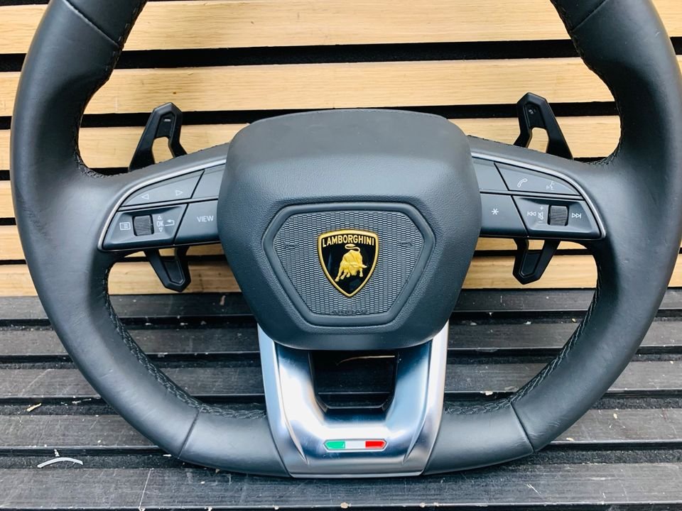 Lamborghini Urus Steering Wheel - Image 4
