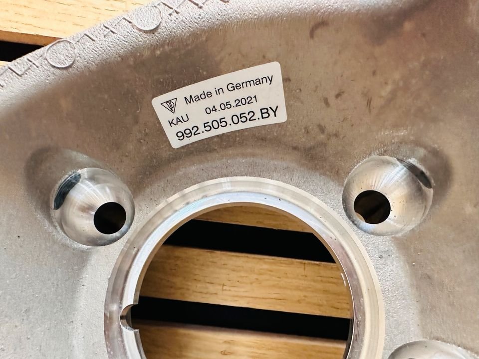 Porsche 992 Rear Right Steering Knuckle - Image 7