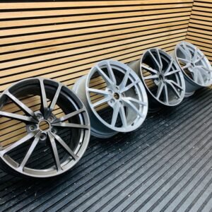 Aston Martin Vantage Front Alloy Wheel