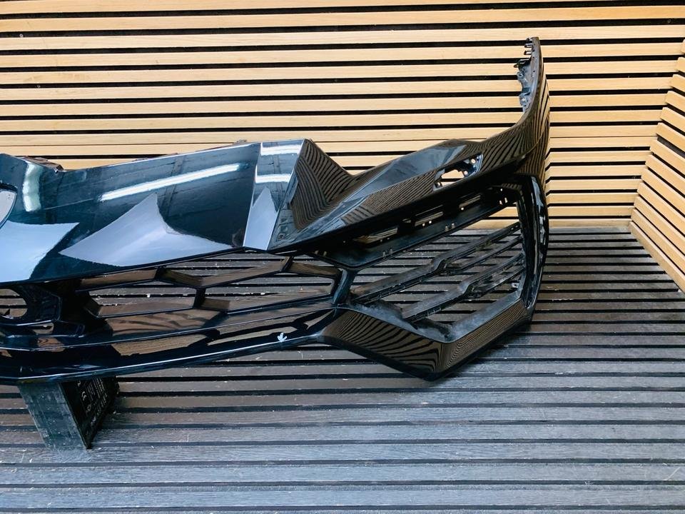 Lamborghini Urus Front Bumper - Image 6