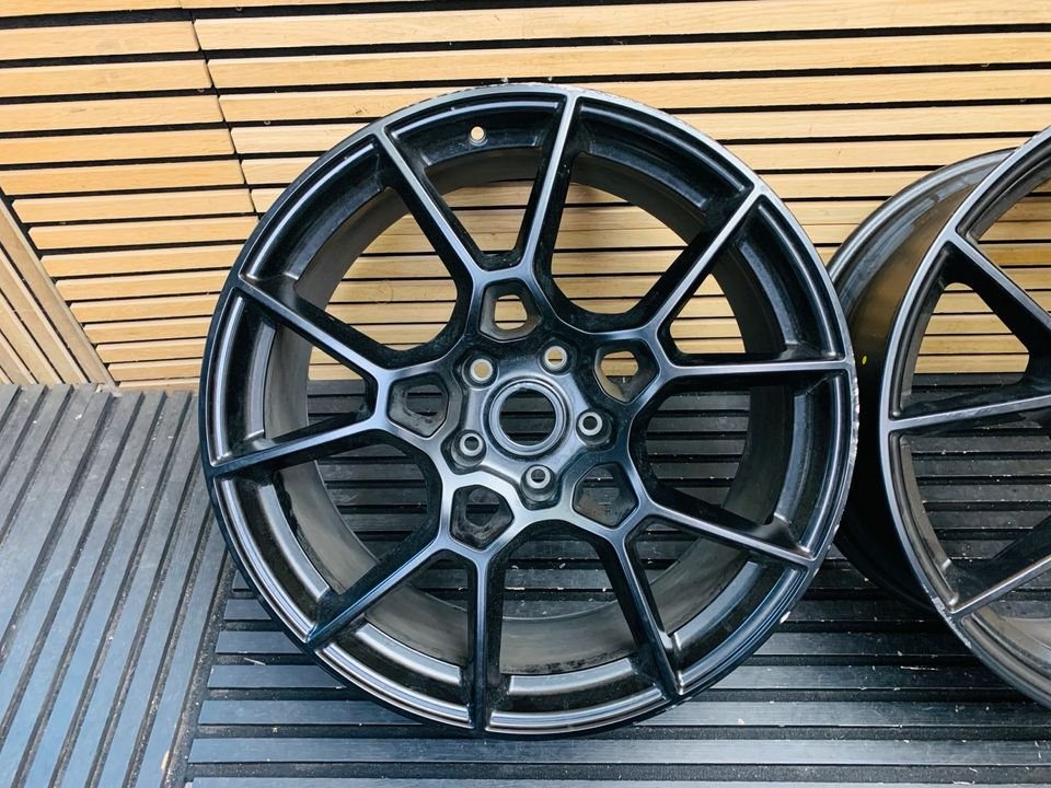 Aston Martin DBX 22 Inch Alloy Wheels Set - Image 4