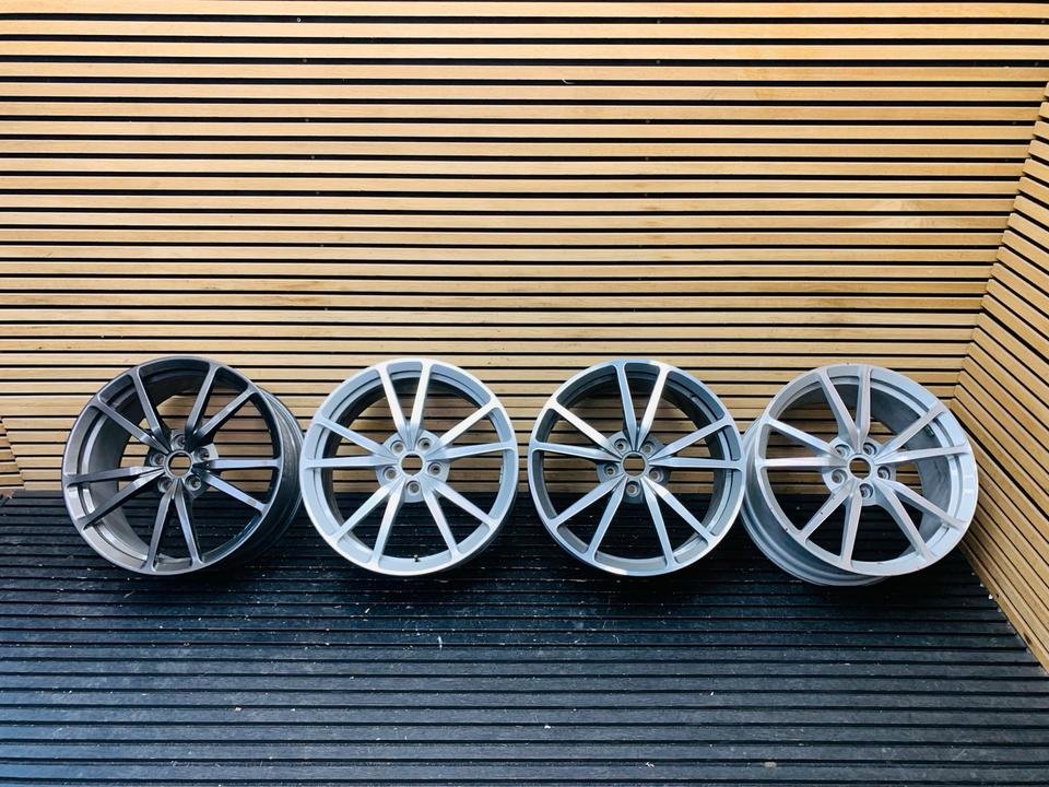 Aston Martin Vantage Front Alloy Wheel - Image 6