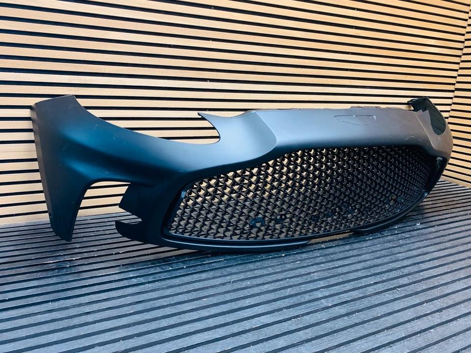 Aston Martin Vanquish Carbon Front Bumper