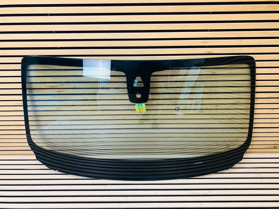 Rolls-Royce Wraith Front Windscreen - Image 5