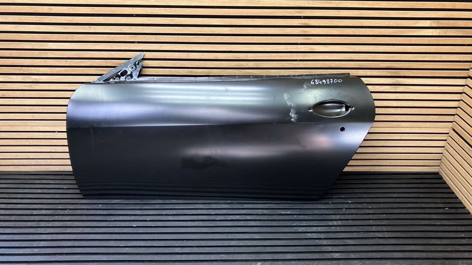 Maserati GranTurismo Left Door