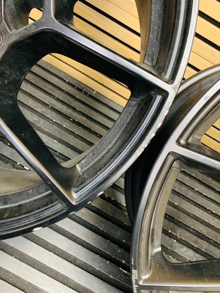 Aston Martin DBX 22 Inch Alloy Wheels Set - Image 6