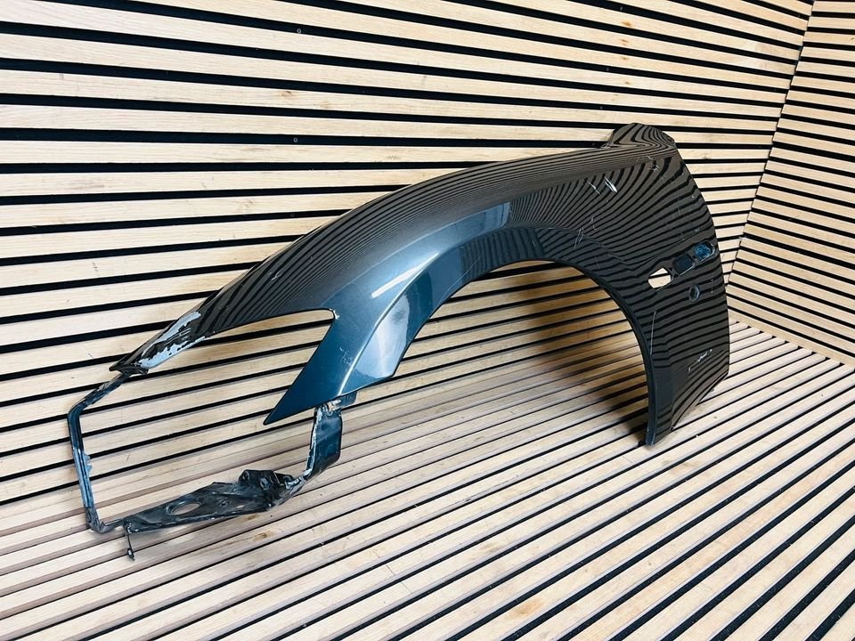 Maserati GranTurismo Left Front Fender