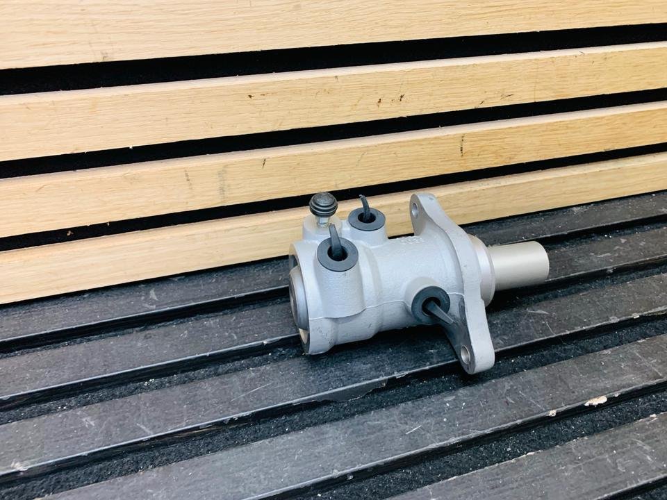 Aston Martin Brake Master Cylinder