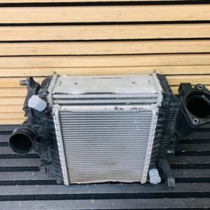 Lamborghini Urus Right Radiator
