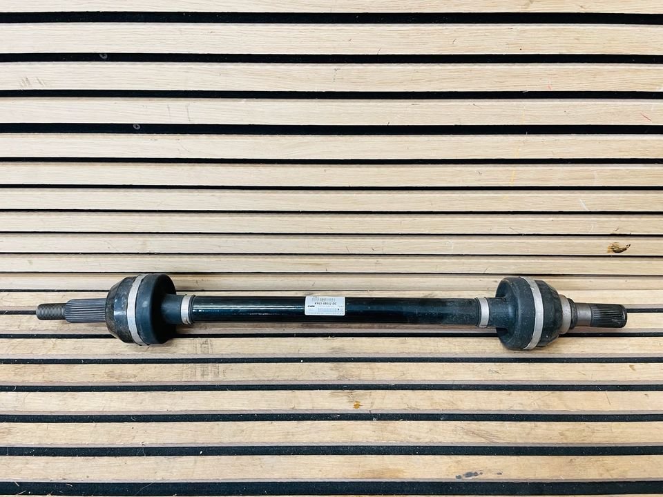 Aston Martin Vantage DB11 Driveshaft