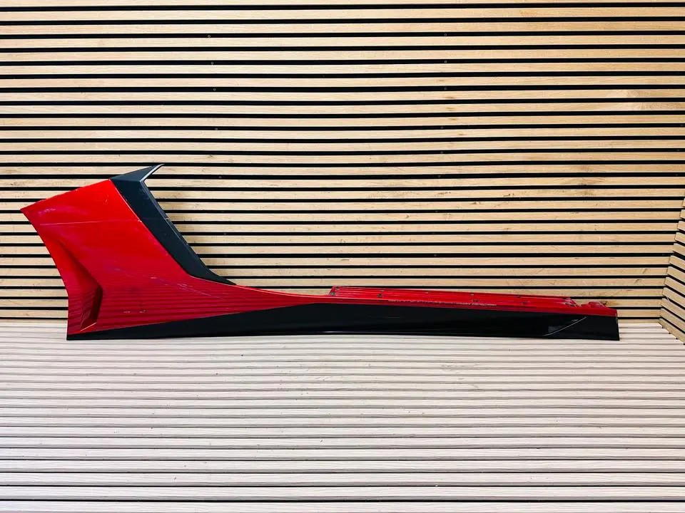 Lamborghini Aventador SV Right Carbon Side Sill