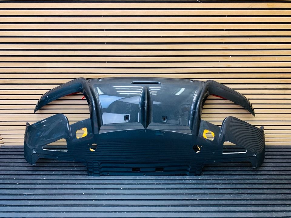Ferrari Portofino M Carbon Rear Diffuser - Image 6
