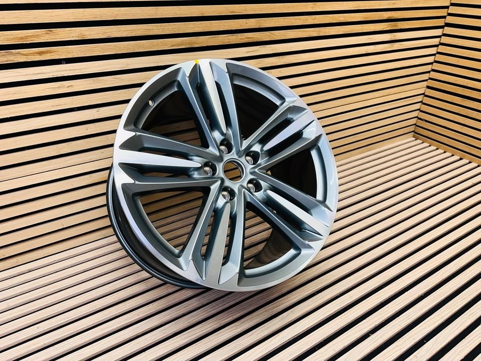 Bentley GT GTC 21-Inch Rear Alloy Wheel - Image 5