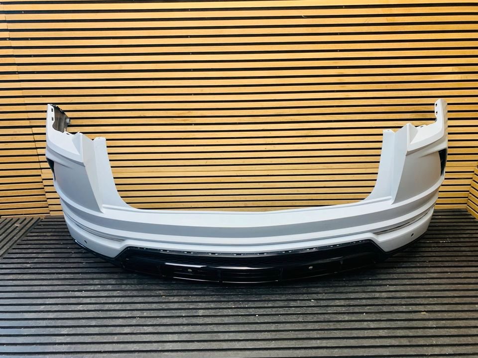 Lamborghini Urus Rear Bumper - Image 5