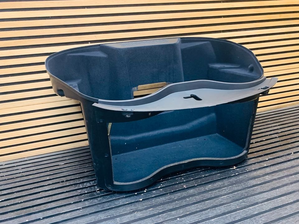 McLaren 570S Front Trunk
