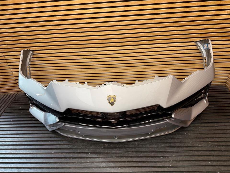 Lamborghini Urus Performante Front Bumper - Image 6