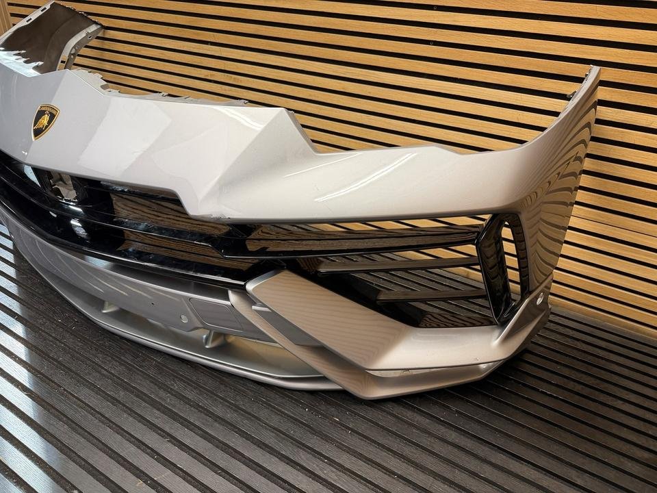 Lamborghini Urus Performante Front Bumper - Image 8
