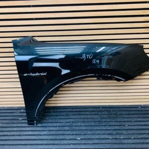 Porsche Cayenne Lift Front Right Fender