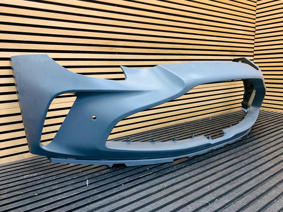 Aston Martin Vantage Front Bumper