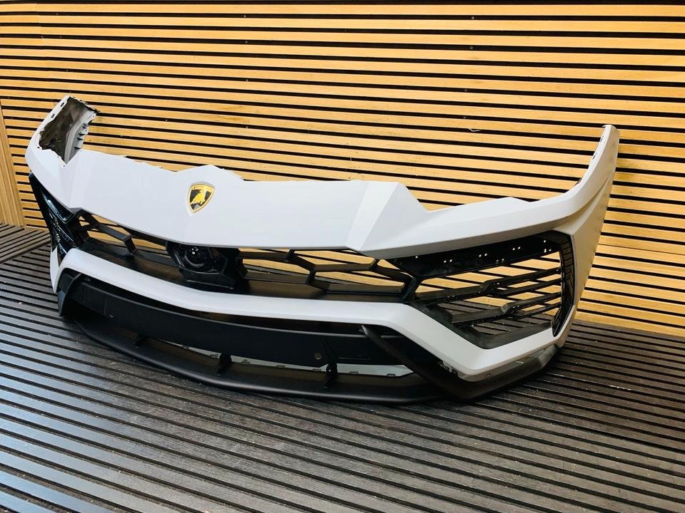Lamborghini Urus Front Bumper