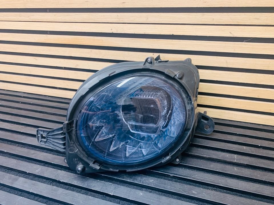 Bentley Flying Spur left LED headlight - Image 6