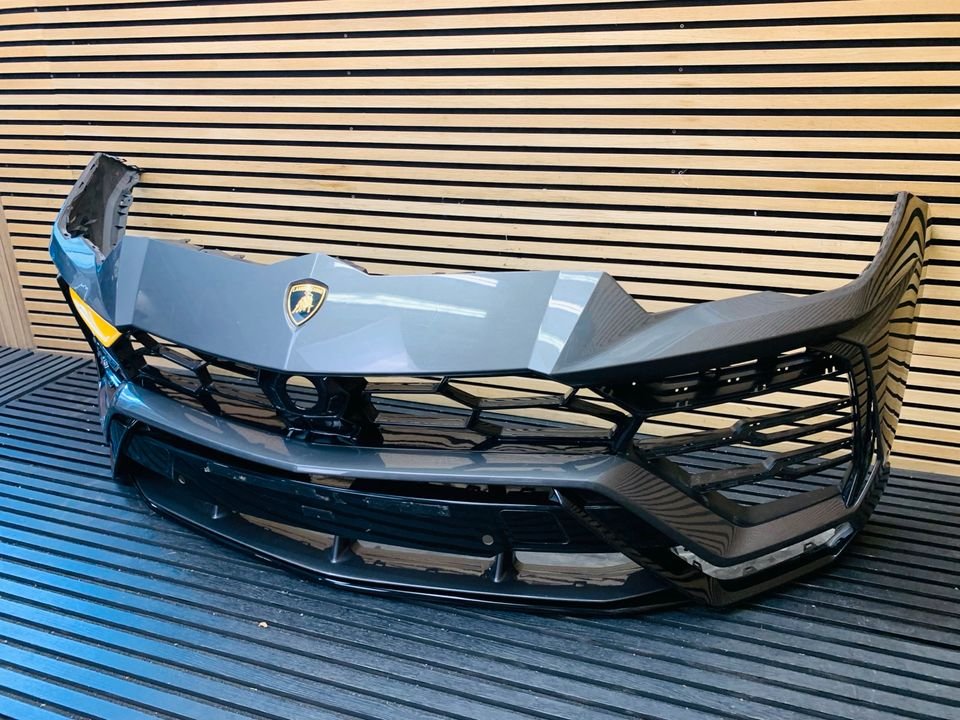 Lamborghini Urus Front Bumper - Image 7