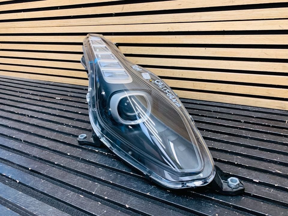 Ferrari California T Right Headlight - Image 5