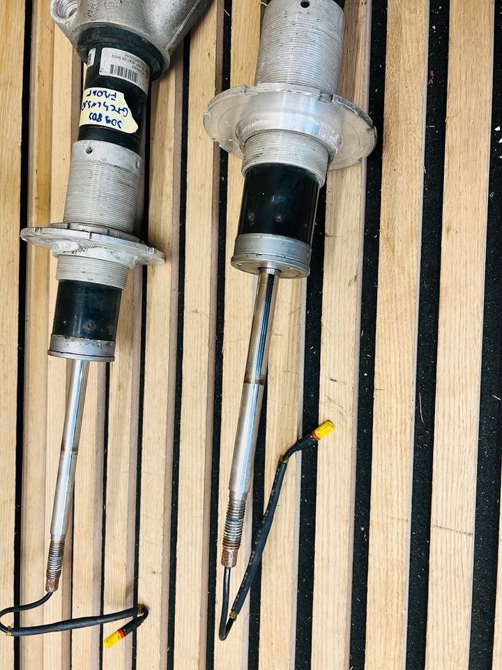 Ferrari GTC4Lusso Front Shock Absorber - Image 5