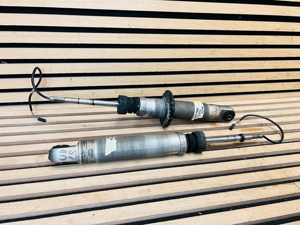 Ferrari GTC4Lusso Front Shock Absorber - Image 2